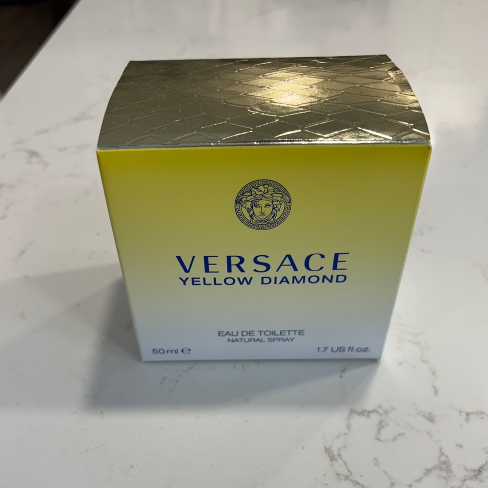 Versace perfume yellow diamond